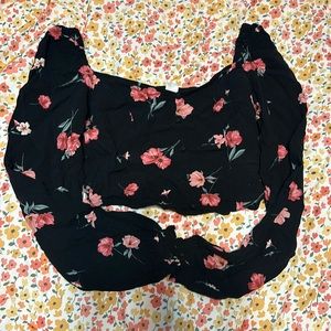 Divided Floral Cropped Long sleeve